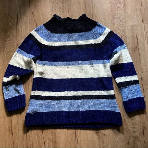 Perfect Vintage Chenille Blue Striped Sweater // soft long sleeve knit - Picture 6 of 6
